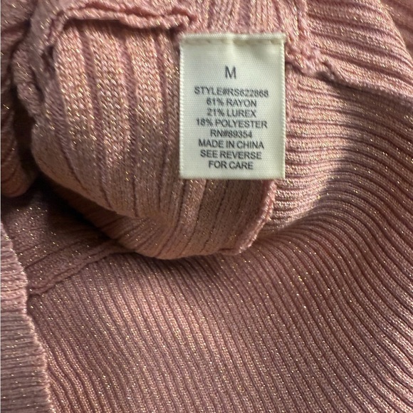 No Comment Chic V-Neck Sweater in Soft Pink - Picture 4 of 7